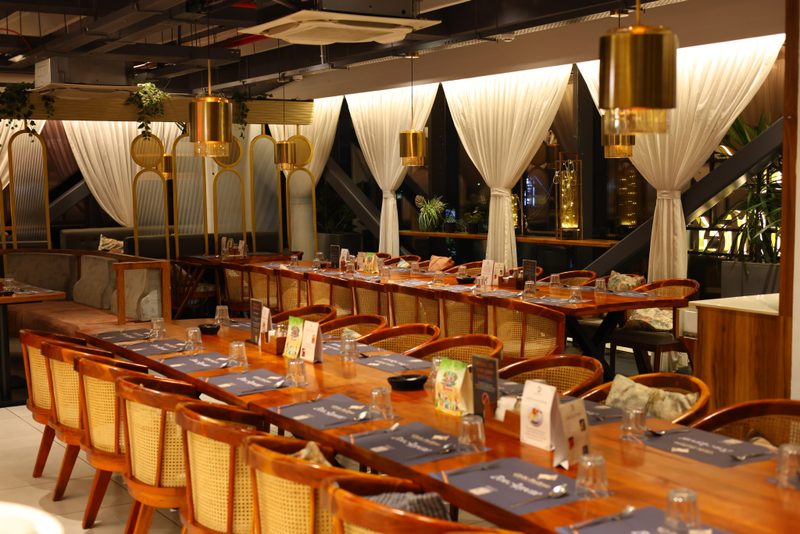 Globe Buffitio — 9