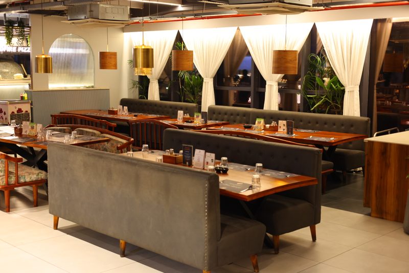 Globe Buffitio — 14