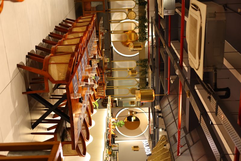 Globe Buffitio — 23