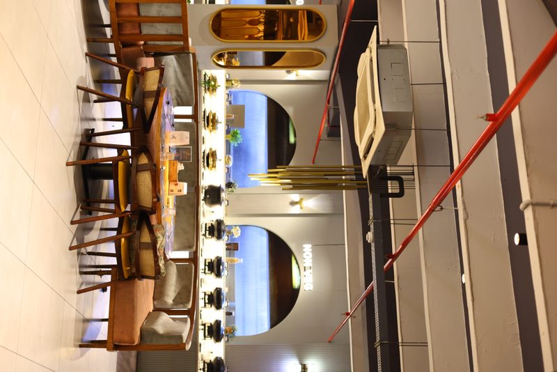 Globe Buffitio — 34