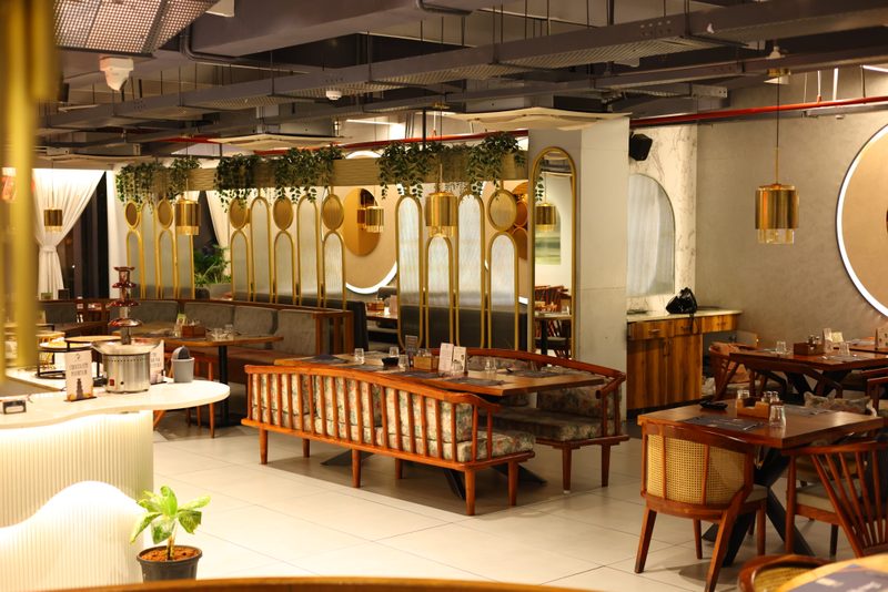 Globe Buffitio — 44